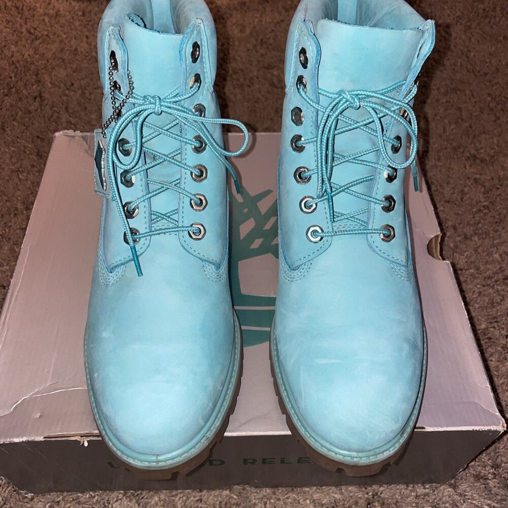 Timberland 6” inch Premium Blue Leather Nubuck Boots RARE Size 9 EUC Tiffany